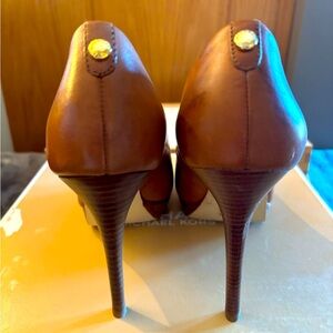 Michael Kors Cognac Heels